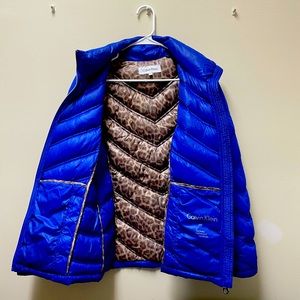 Calvin Klein Blue Leopard Print Puffer Down Jacket
